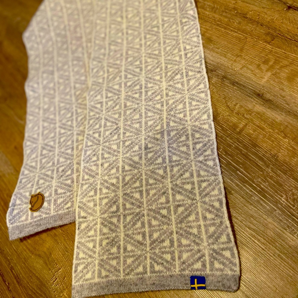 NWT Fjällräven Scarf
